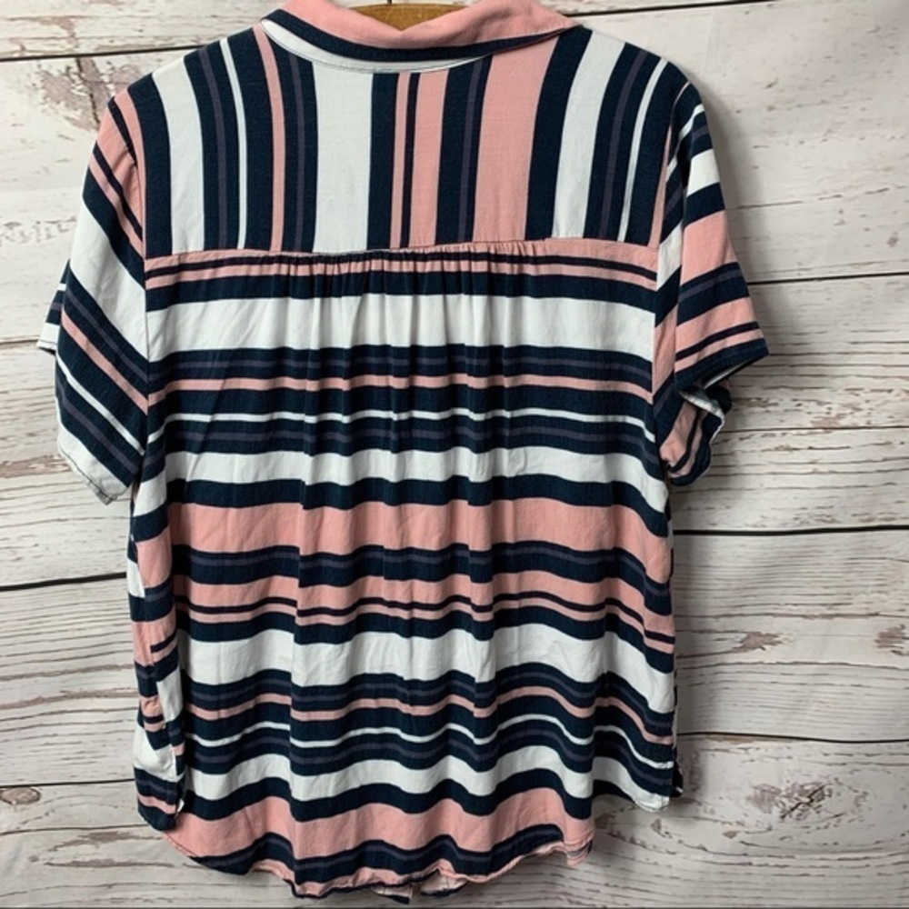 Torrid Stripe Challis Button Down Top - image 4